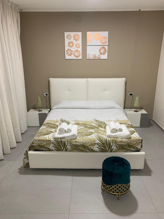 Albergo Piazza Risorgimento Porto Cesareo Kültér fotó