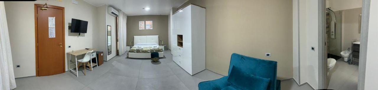 Albergo Piazza Risorgimento Porto Cesareo Kültér fotó