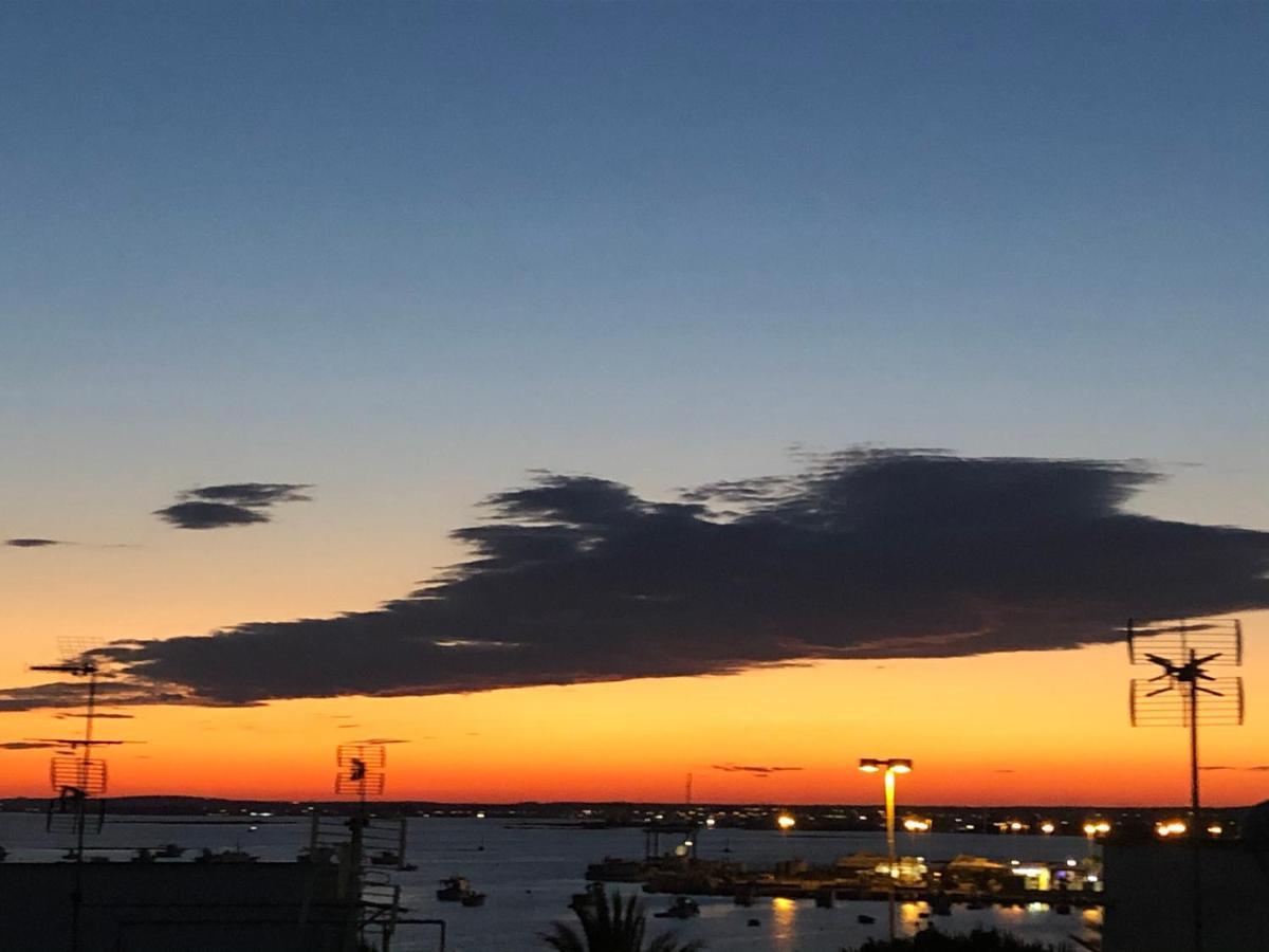 Albergo Piazza Risorgimento Porto Cesareo Kültér fotó